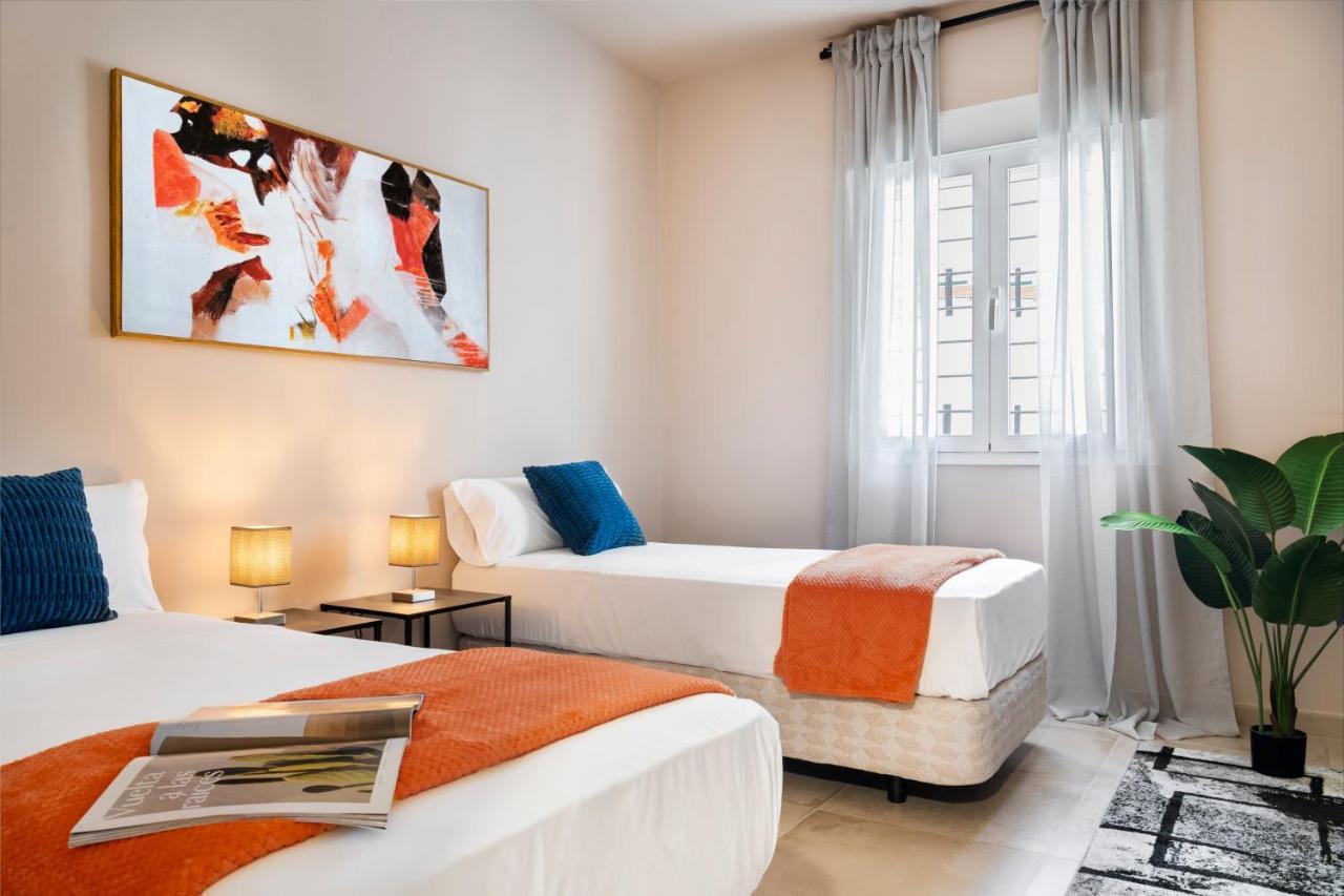 Triana Pureza Suite Con Patio Privado Севиля Екстериор снимка