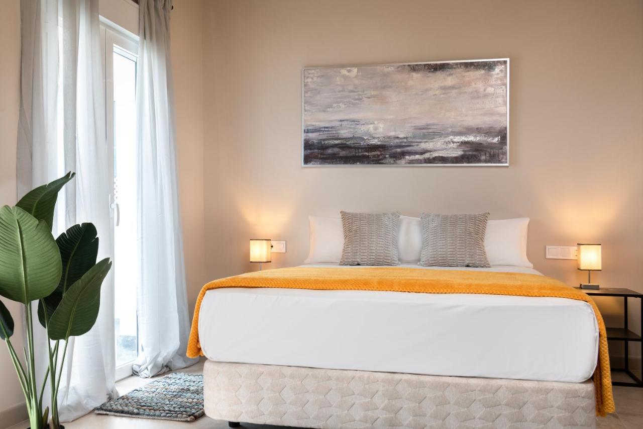 Triana Pureza Suite Con Patio Privado Севиля Екстериор снимка